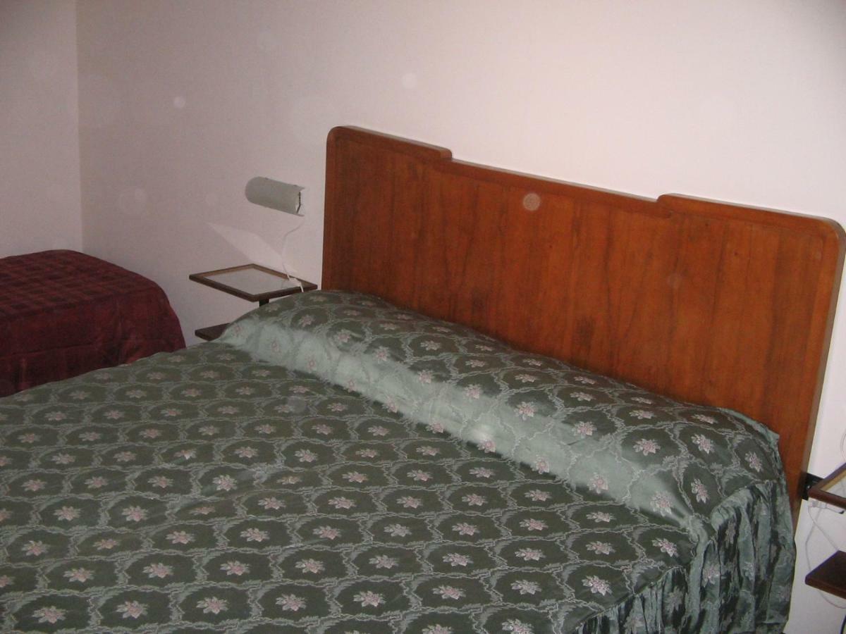 Bilocale Patti Apartman Kültér fotó